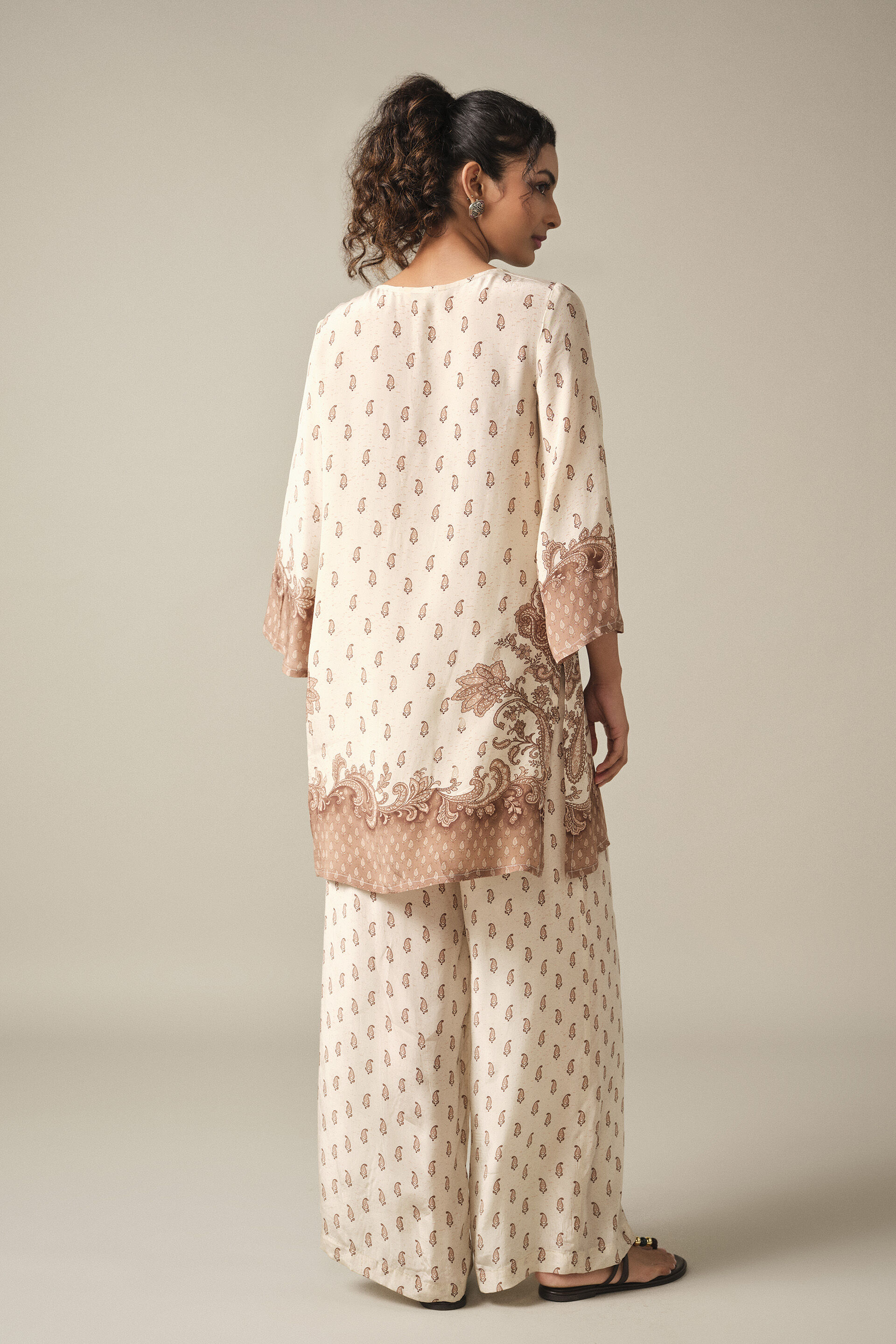 Paisley Printed Short Kurta Set in Cream, Cream, image 6